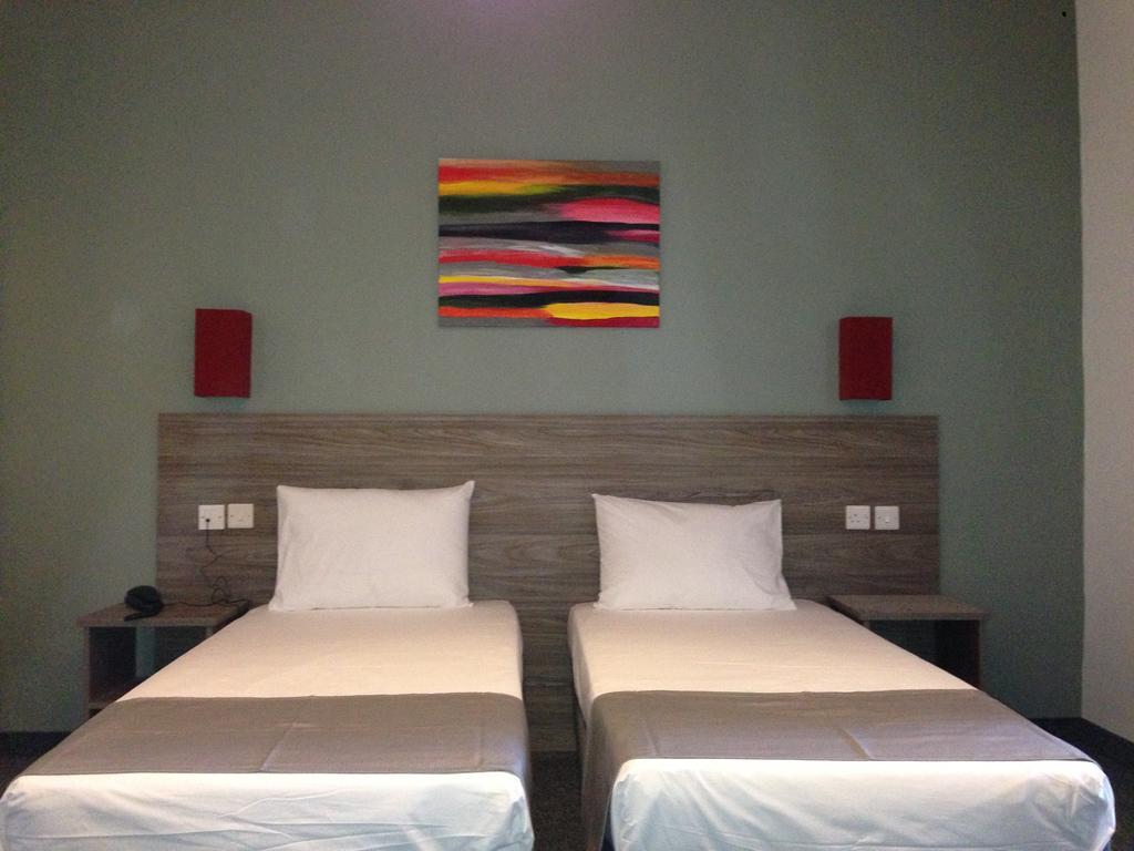 Spinola Hotel Saint Julian's Room photo